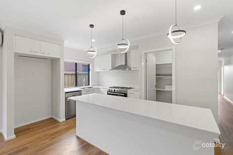 Property photo of 24 Tyson Loop Charlemont VIC 3217