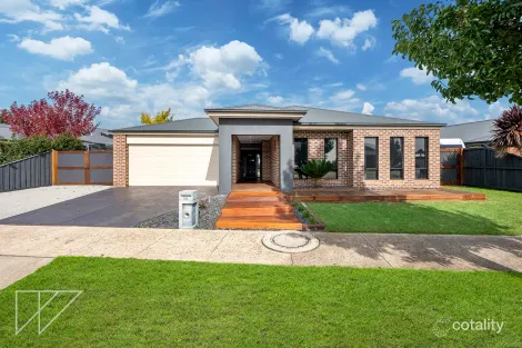 139 Twin Ranges Dr, Warragul, VIC 3820