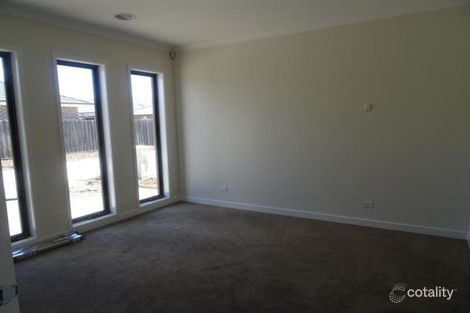 Property photo of 7B Beldale Court Sandhurst VIC 3977