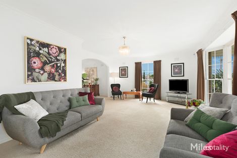 Property photo of 97 Buckingham Drive Heidelberg VIC 3084