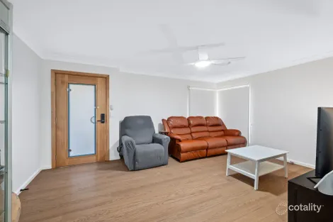 Property photo of 13 Manooka Crescent Bradbury NSW 2560