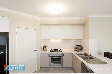 Property photo of 4 Euclid Pass Piara Waters WA 6112