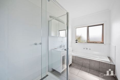 Property photo of 1 Travertine Crescent Doreen VIC 3754