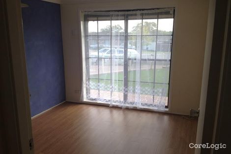 Property photo of 3 Luff Place Ingleburn NSW 2565