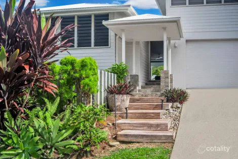 24/2 Coral Coast Dr, Palm Cove, QLD 4879