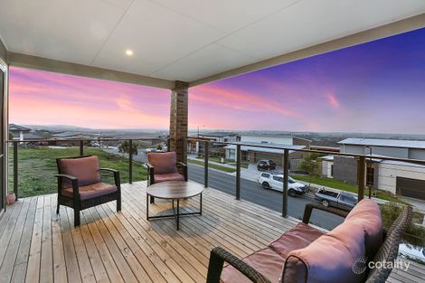 Property photo of 8 Balleroy Road Highton VIC 3216