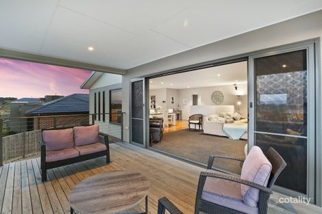 Property photo of 8 Balleroy Road Highton VIC 3216