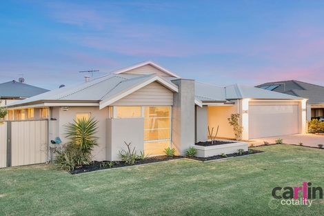 8 Foothill Cl, Aubin Grove, WA 6164