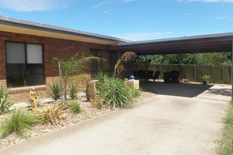 3/2 Smalley St, California Gully, VIC 3556