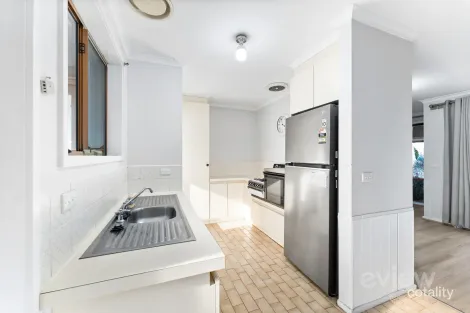 Property photo of 22/5 Ovens Court Werribee VIC 3030