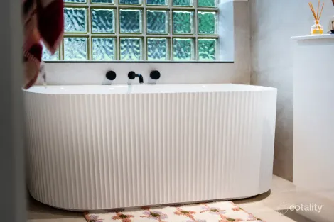 Property photo of 2 Airlie Court Langwarrin VIC 3910