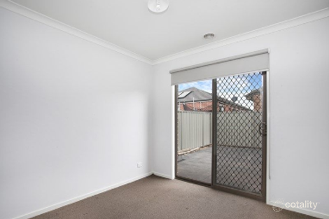 Property photo of 8 Heales Road Cranbourne East VIC 3977