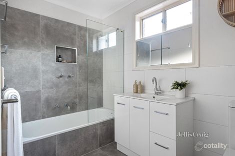 Property photo of 13 Dobson Road Montmorency VIC 3094