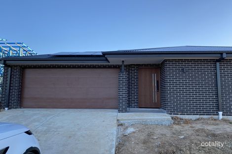 27 Berents St, Strathnairn, ACT 2615