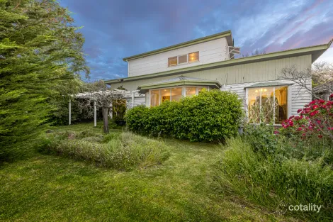 1 Leopold St, Alfredton, VIC 3350