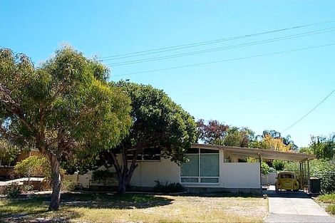 Property photo of 16 Mandala Crescent Bateman WA 6150