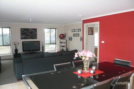 Property photo of 4 Davidson Court Horsham VIC 3400