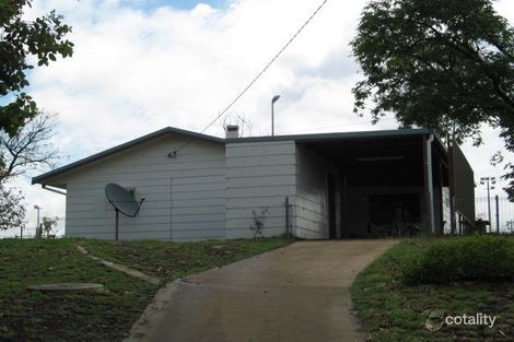 35 Blamey Ct, Clermont, QLD 4721