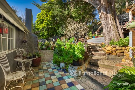 Property photo of 18 Scenic Crescent Kalorama VIC 3766