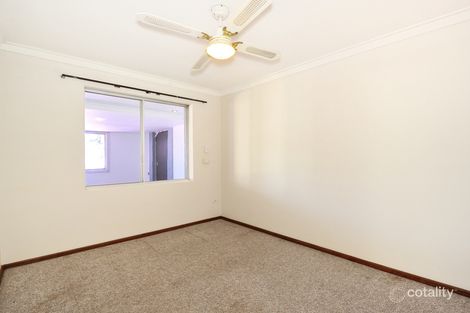 Property photo of 18 Farmer Way Parmelia WA 6167