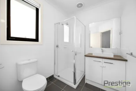 Property photo of 2/8 Mountview Drive Diggers Rest VIC 3427