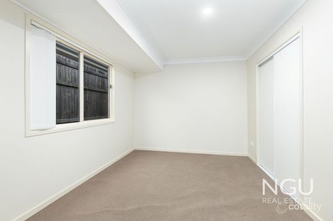 Property photo of 28 Francisca Drive Augustine Heights QLD 4300