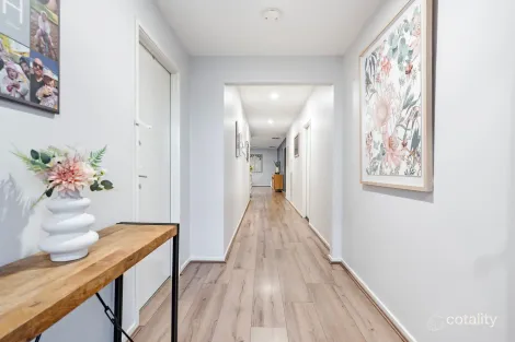 Property photo of 29 Ayredale Street Clyde VIC 3978