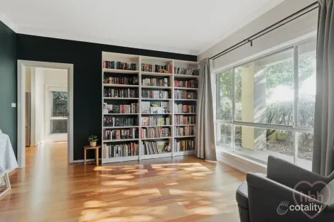 Property photo of 14 Megalong Crescent Harrison ACT 2914