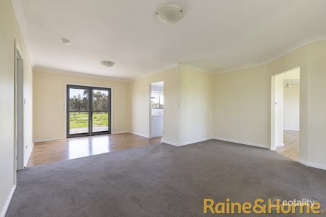 Property photo of 109R Torryburn Way Dubbo NSW 2830