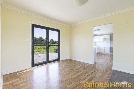 Property photo of 109R Torryburn Way Dubbo NSW 2830