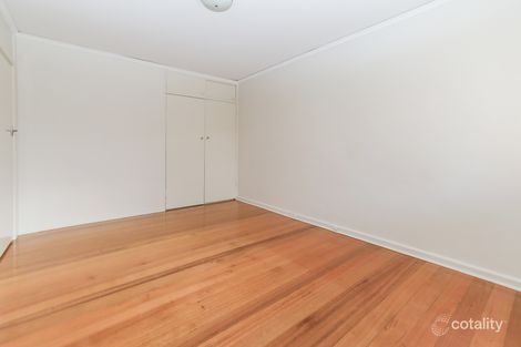 Property photo of 2/3 Wanawong Crescent Camberwell VIC 3124