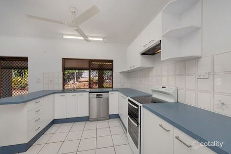 Property photo of 9 Rogers Close Whitfield QLD 4870