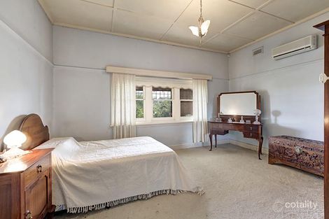 Property photo of 77 Maltravers Road Ivanhoe East VIC 3079