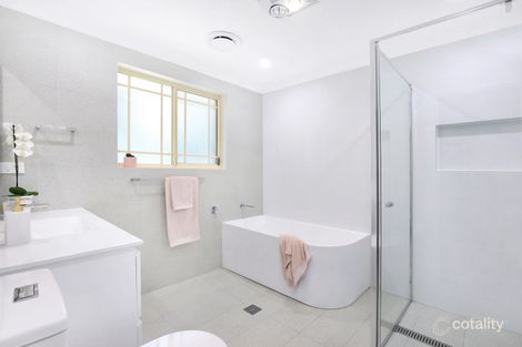 Property photo of 4/51-53 Dymock Street Balgownie NSW 2519