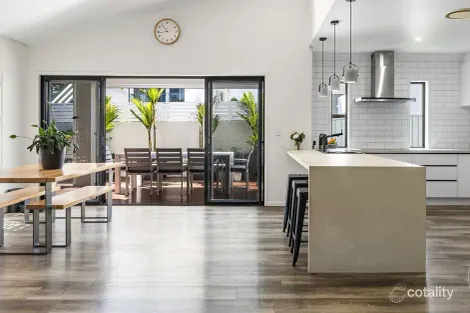 Property photo of 6 Melos Place Parrearra QLD 4575