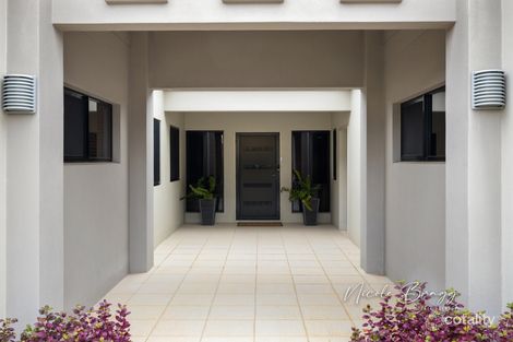 Property photo of 6 Jumna Close Bentley Park QLD 4869