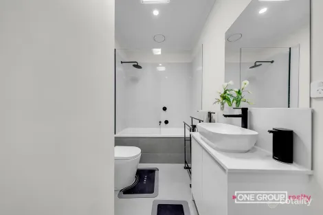 Property photo of 2/31 Raglan Street Wallan VIC 3756