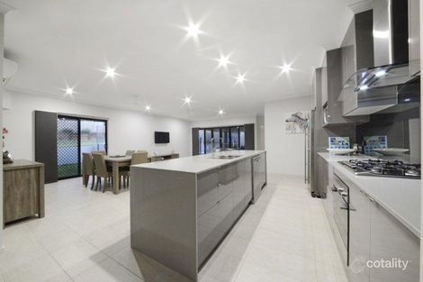 Property photo of 68 Valley Drive Cannonvale QLD 4802