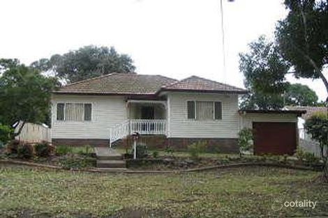 24 Clarendon Rd, Peakhurst, NSW 2210