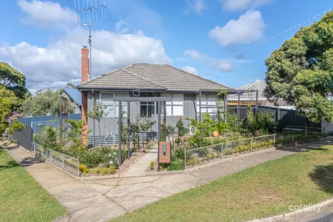 13 Macaulay Gr, Myrtleford, VIC 3737