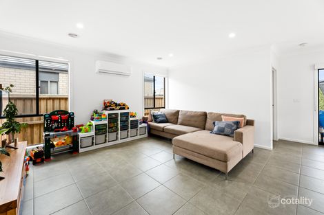 Property photo of 11 Bickerton Street Werribee VIC 3030