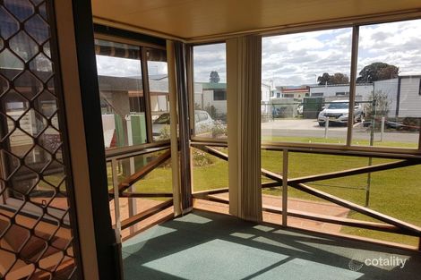 Property photo of 19 Judbooley Parade Windang NSW 2528