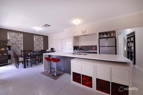 Property photo of 44 Mulwarrie Circle Wanneroo WA 6065