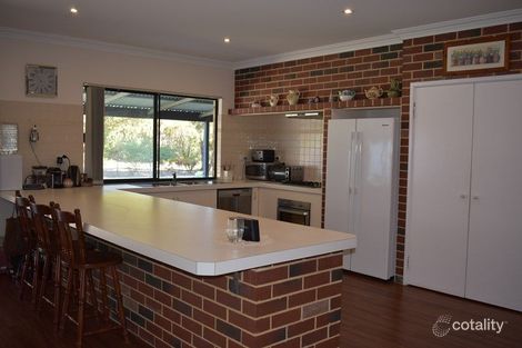 Property photo of 728 Ocean Farm Drive Nilgen WA 6044