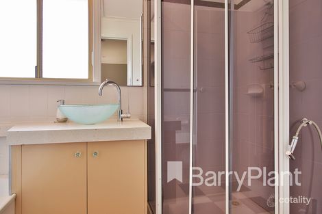 Property photo of 2/49 Queens Avenue Doncaster VIC 3108