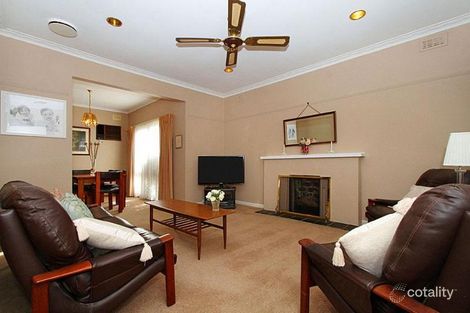 Property photo of 1 Jinghi Road Reservoir VIC 3073