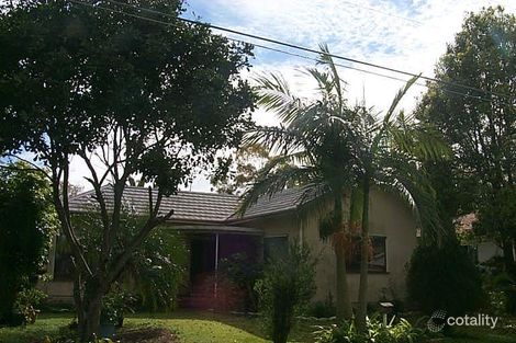 17 Victoria St, Fairfield, QLD 4103