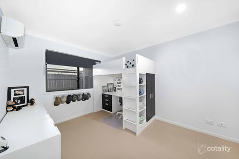 Property photo of 52 Baybreeze Crescent Murrumba Downs QLD 4503