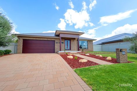 Property photo of 28 Champagne Drive Dubbo NSW 2830