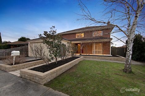 Property photo of 16 Seaquesta Court Frankston VIC 3199